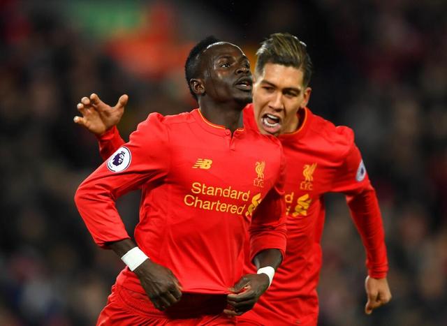 伦纳德和保 伦纳德和保